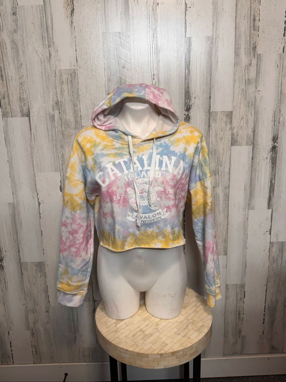 Catalina Island Avalon California Pastel Tie Dye Cropped Hoodie Sweatshirt Women